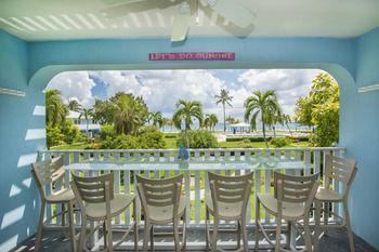 Silver Sands Condominiums West Bay