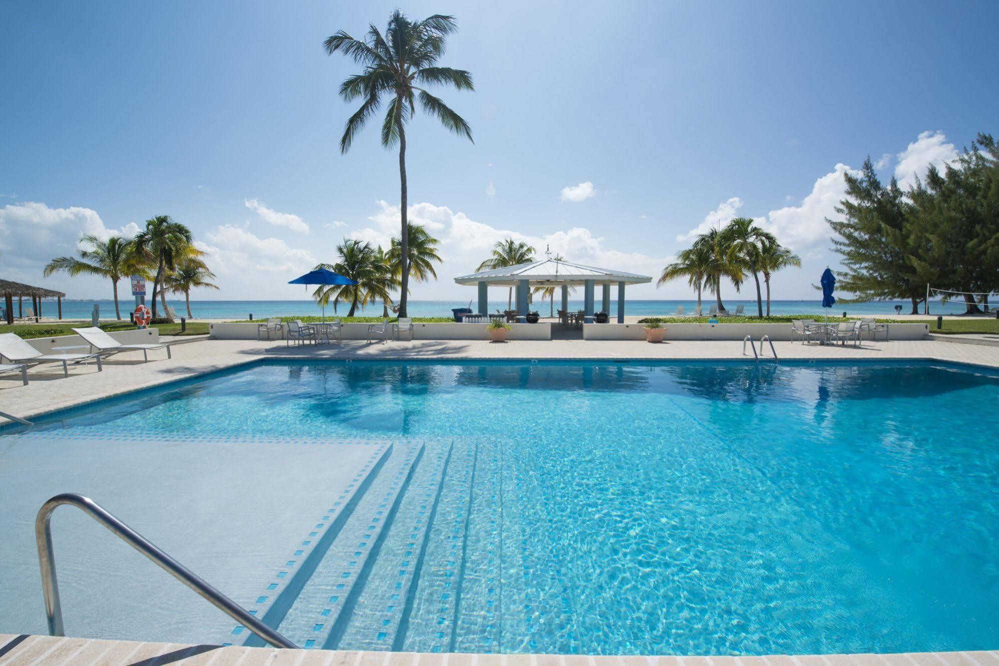 Silver Sands Condominiums Hotel West Bay